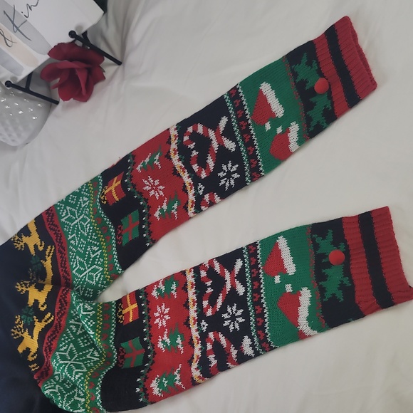 Christmas Sweater with Hanging Bells Holiday Party Festive Sweater - Picture 16 of 17